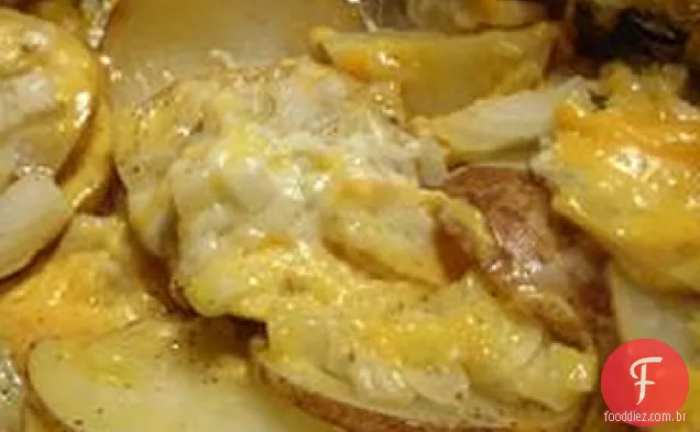 Batatas De Fogueira De Queijo