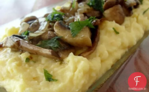 Purê de batatas com cogumelos Crimini