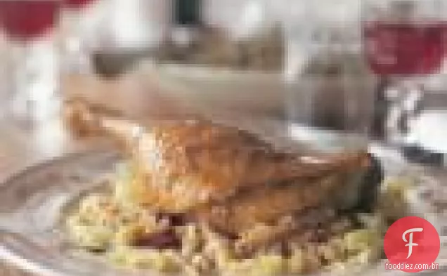 Pernas de pato assado com repolho Savoy (Cuisses de Canard au Chou)