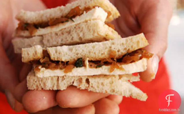 Geléia de frango e chalota na dor au Levain