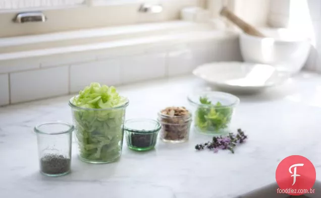 Receita De Salada De Aipo Parmesão