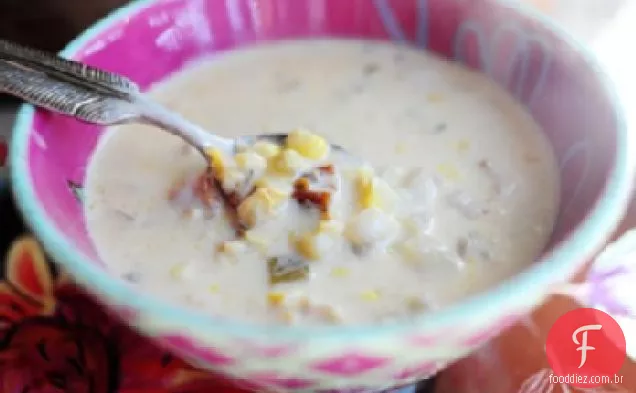 Sopa de milho com pimentões