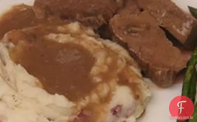 Carne assada e molho