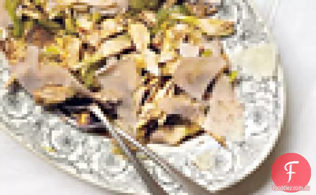 Salada De Alcachofra crua, aipo e Parmesão