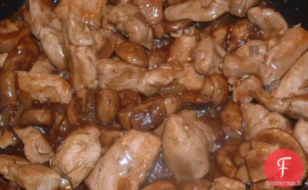 Alecrim Peru Com Cogumelos