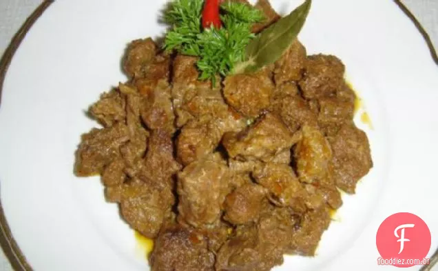 Carne Bovina Da Indonésia Rendang (Rendang Sapi)