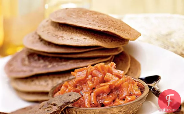 Pão Teff Injera com Chutney de cenoura e gengibre