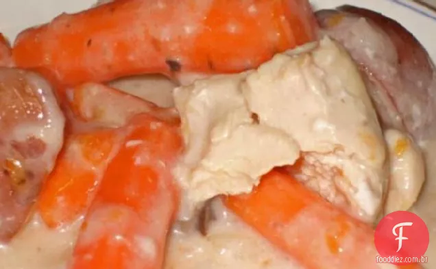 Jantar de frango na panela de Barro