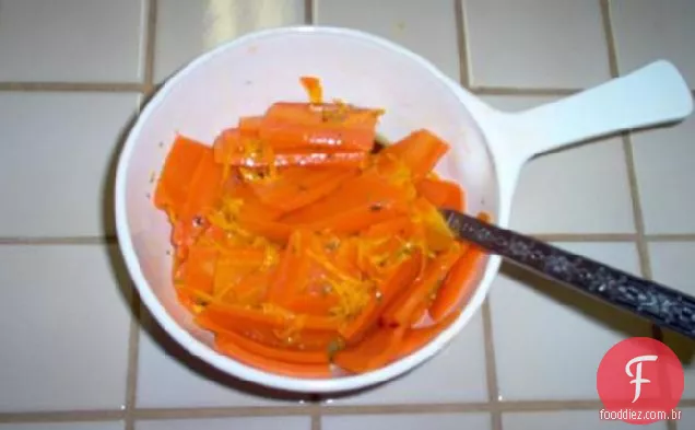 Cenouras em Manteiga De Manjericão-Laranja