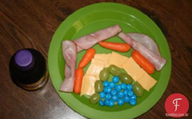 Crianças Arco-Íris Almoço