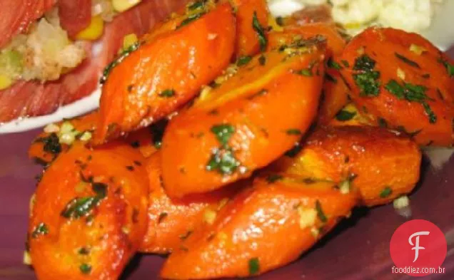 Cenouras Assadas Com Gremolata