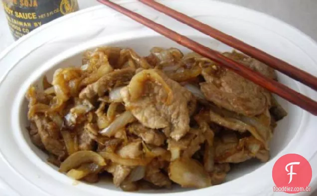 Carne De Porco Com Gengibre (Shogayaki)