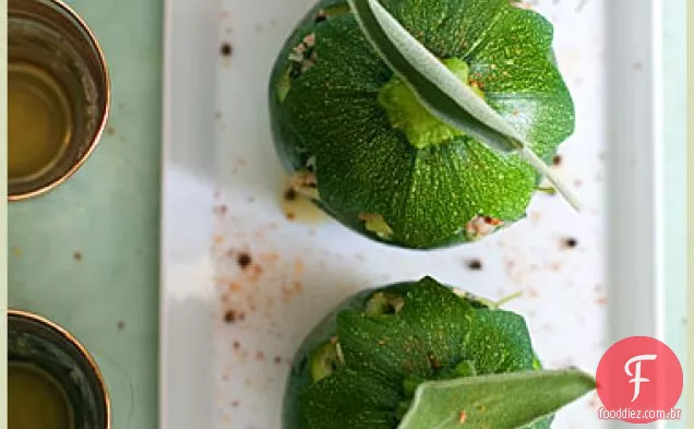 Oito Zucchinis Bola Recheado Com Vitela, Aipo E Agrião