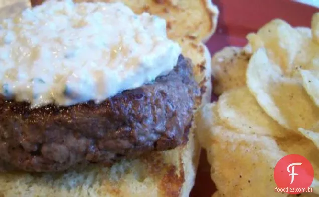 Queijo Azul E Molho De Hambúrguer De Rábano
