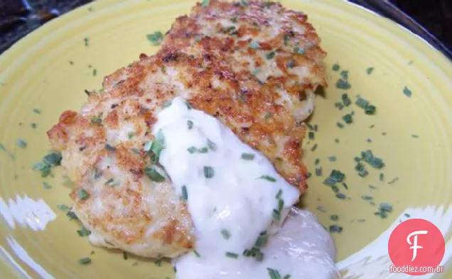 Bolos De Frango Picantes Com Aioli De Rábano