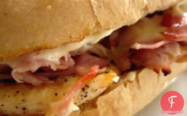 Sanduíche De Frango Cordon Bleu