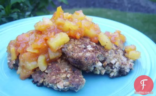 Peitos De Frango Com Noz De Macadâmia Com Marmelada Tropical