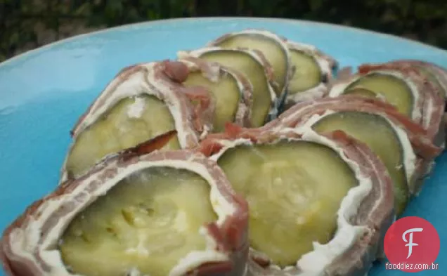 Picles De Endro Embrulhados Com Cream Cheese