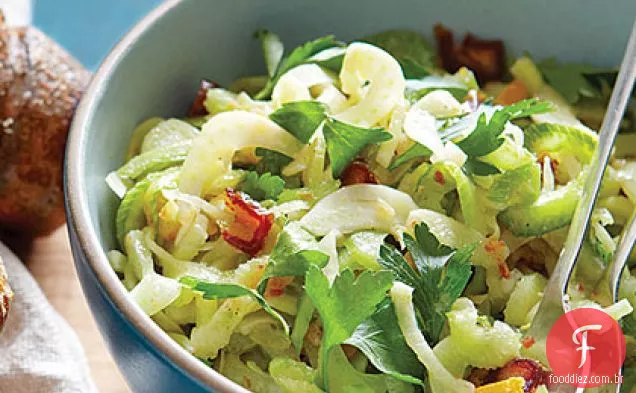 Salada de erva-doce de aipo com limão preservado e tâmaras
