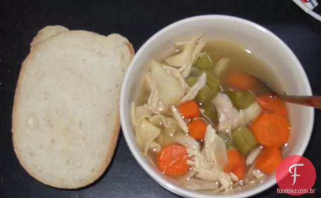 Sopa De Macarrão De Frango Favorita
