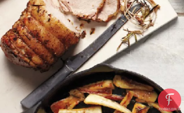 Assado de porco com pastinaga caramelizada