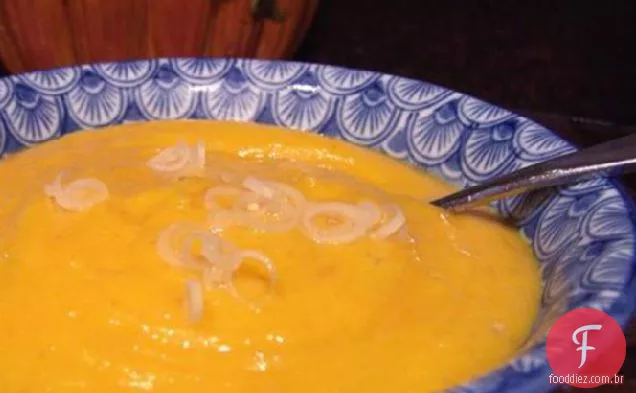 Sopa de batata doce e capim-limão