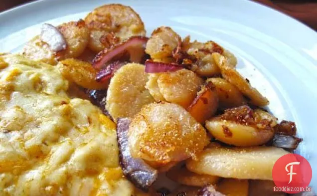 Purê de batatas e alho e purê de ervas
