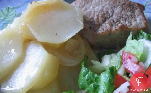 Carne de porco e batata assar