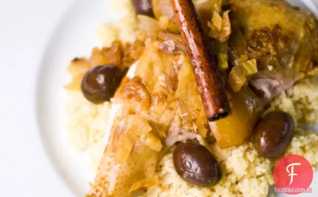 Azeitona De Galinha Da Guiné E Tagine De Limão