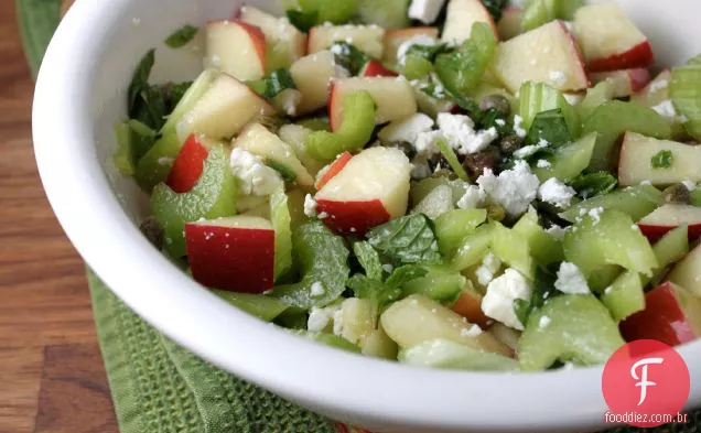 Salada De Maçã E Aipo Doce, Salgada, Crocante E Zingy