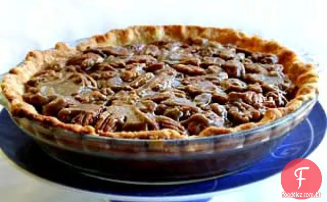 Torta de batata doce com cobertura de noz-pecã