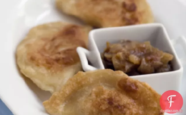 Pierogi (chucrute de batata e cogumelo)