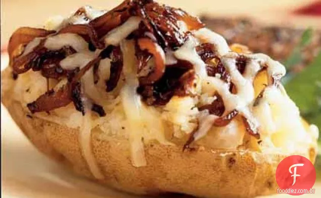 Batata Assada Recheada Com Cebola Caramelizada