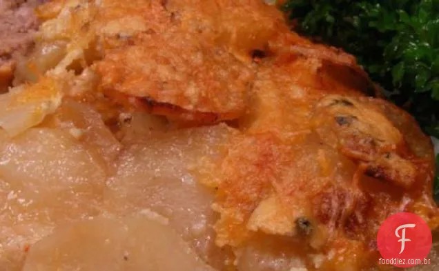 Batatas Recortadas Com Três Queijos