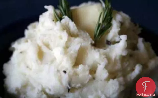 Queijo azul e alecrim purê de batatas