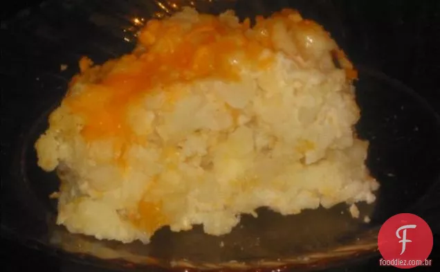 Bolo De Carne Caseiro Com Batatas Esmagadas Com Alho