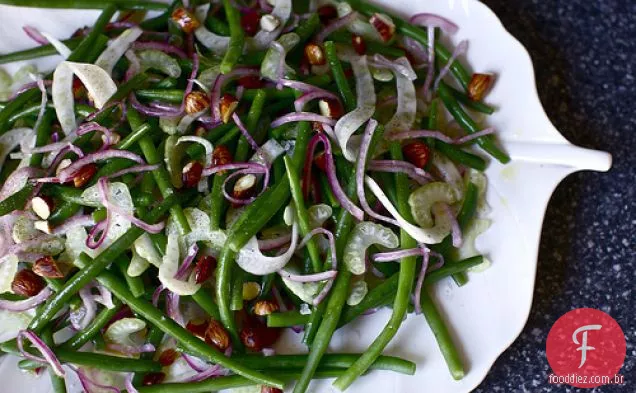 Salada De Feijão Verde Com Amêndoas Fritas