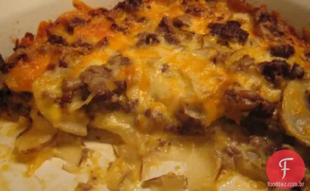 Hambúrguer De Queijo E Caçarola De Batata