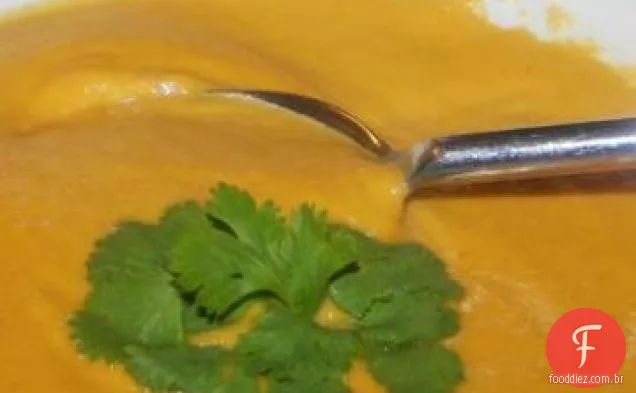 Sopa De Batata Doce De Curry Vermelho