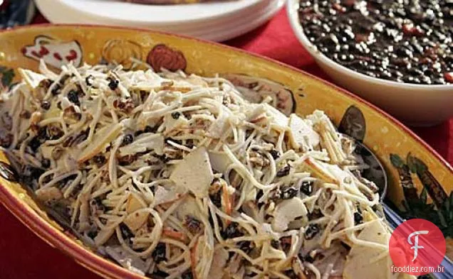 Raiz De Aipo E Maçã Slaw