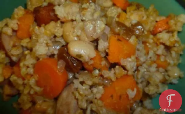 Caçarola de salsicha de outono (Na Panela De Barro )