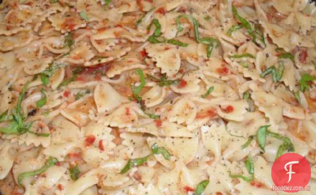 Laços De Arco De Pimenta Vermelha Assada
