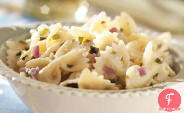 Salada De Macarrão Com Molho De Cebola Verde
