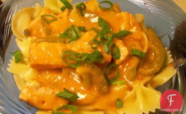 Macarrão De Frango Cajun Com Fogão Lento