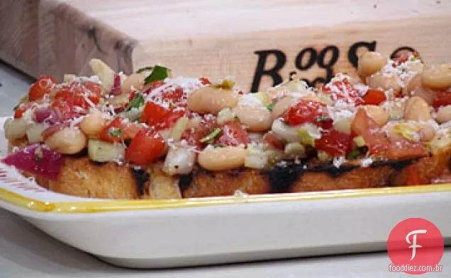Madeline's Feijão Branco Bruschetta
