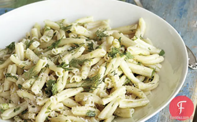 Macarrão com ervas da Primavera