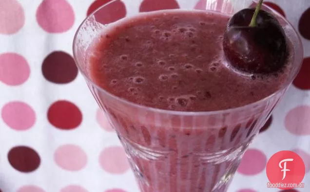 Smoothie de cereja e mamão