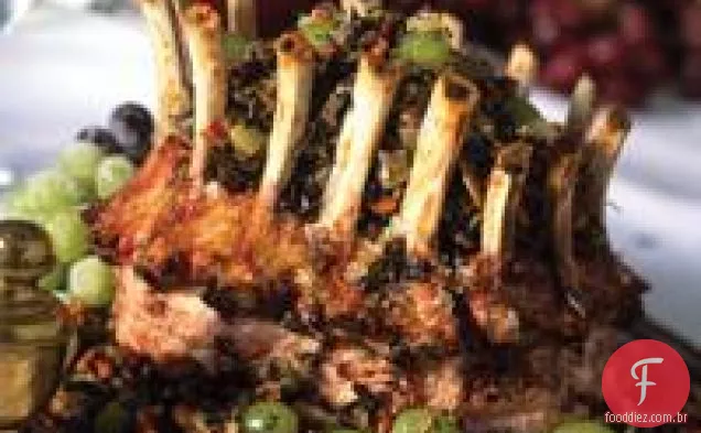 Recheio de arroz selvagem com uvas e avelãs
