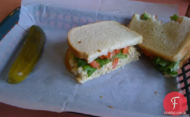 Salada De Frango Dijon