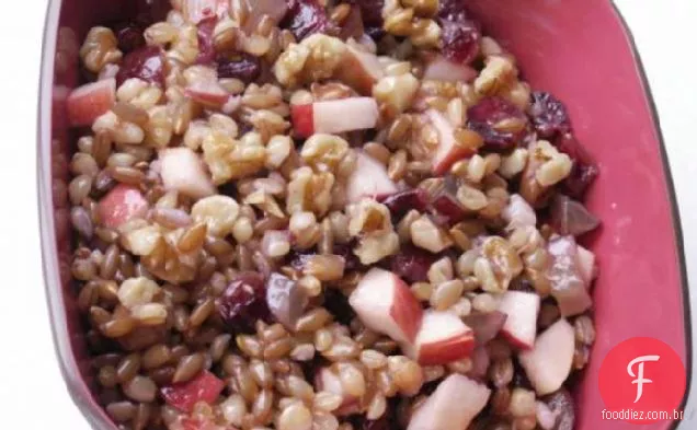 Salada De Baga De Trigo Com Frutas Vermelhas